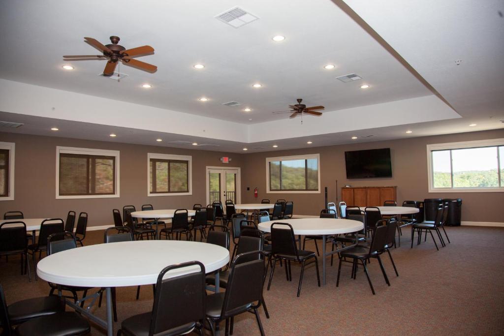 Holiday Shores Resort Osage Beach Extérieur photo